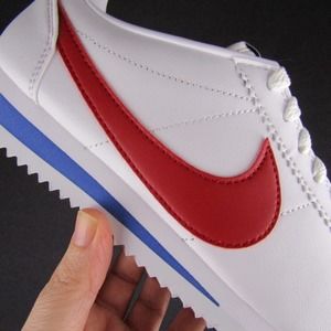 WMNS Size 7 - Nike Classic Cortez Leather Casual Shoes White Varsity Red